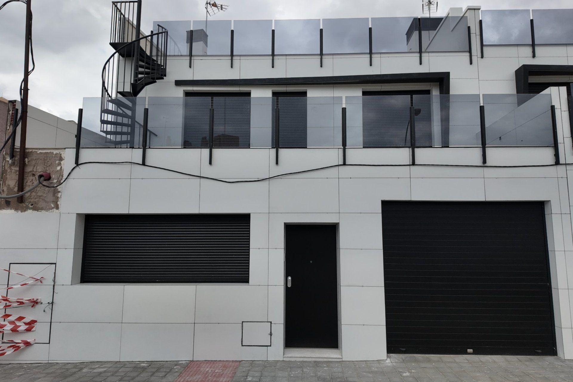 Herverkoop - Villa - Alicante - Vistahermosa