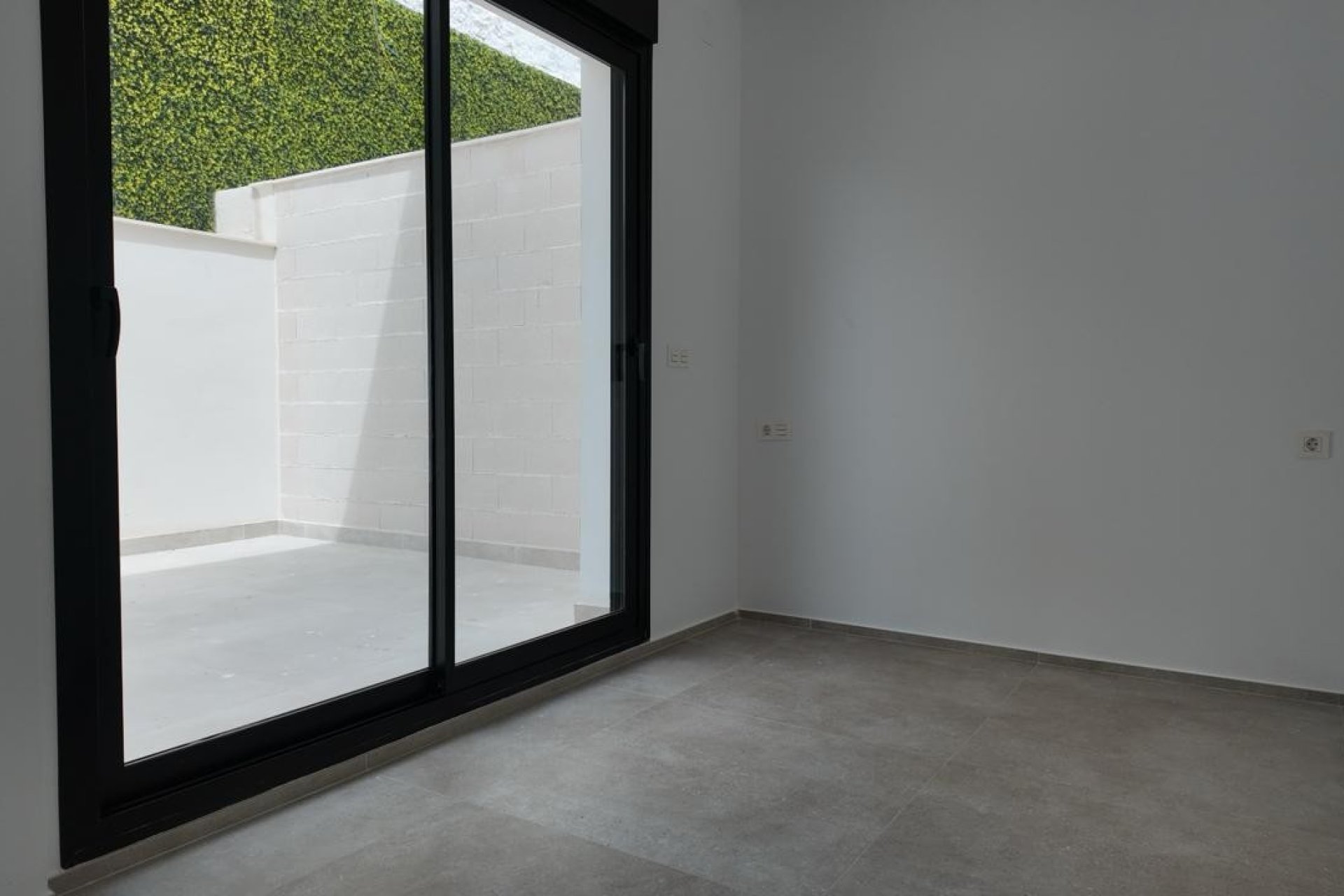 Herverkoop - Villa - Alicante - Vistahermosa