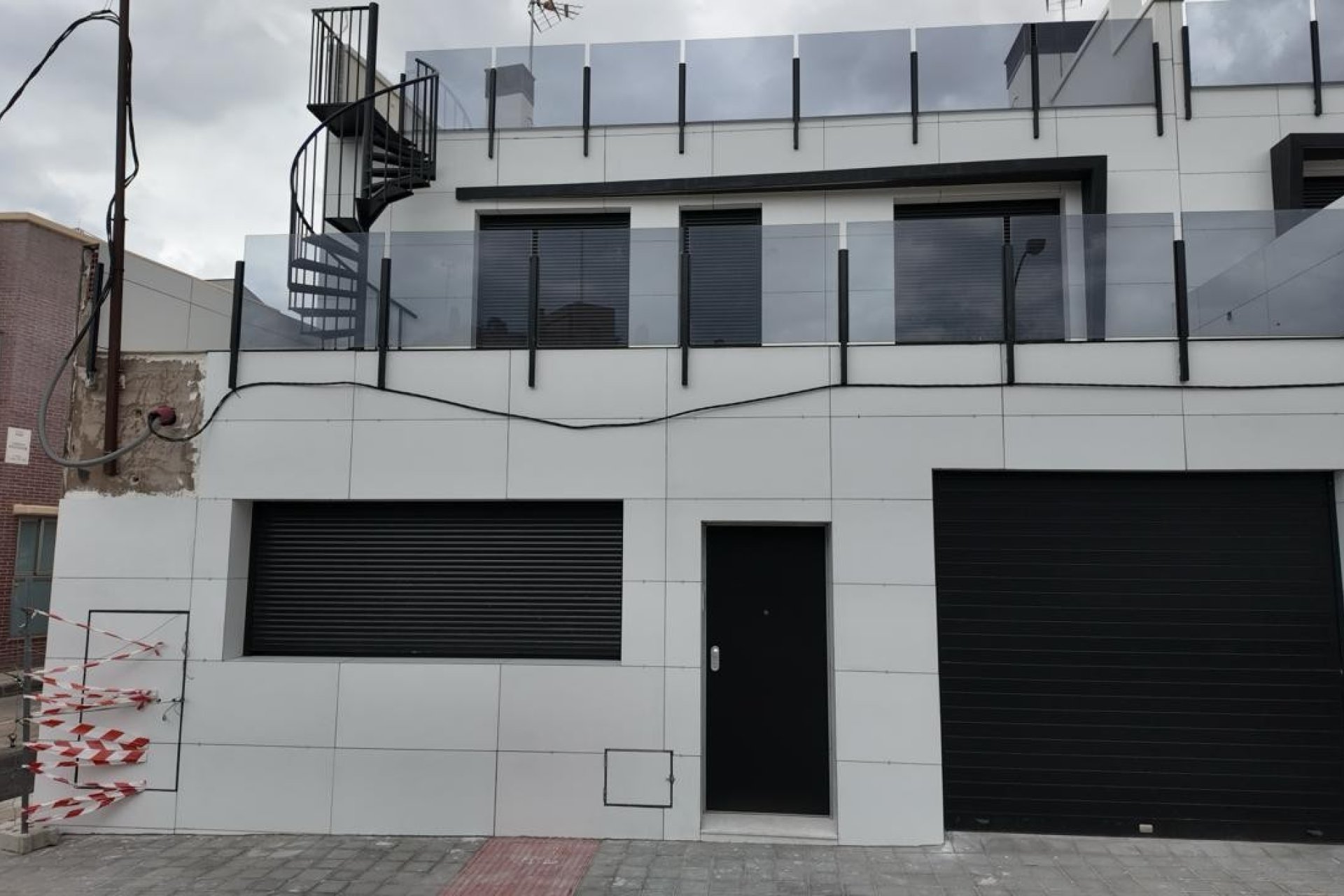 Herverkoop - Villa - Alicante - Vistahermosa