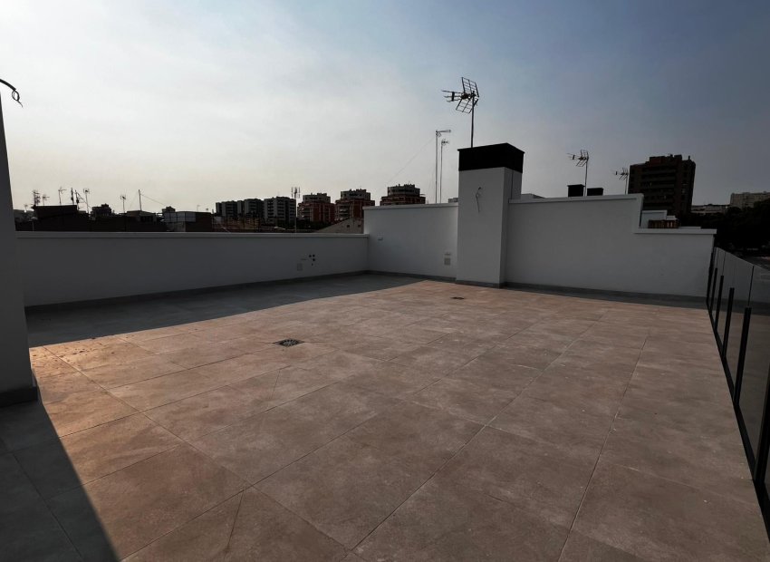 Herverkoop - Villa - Alicante - Vistahermosa