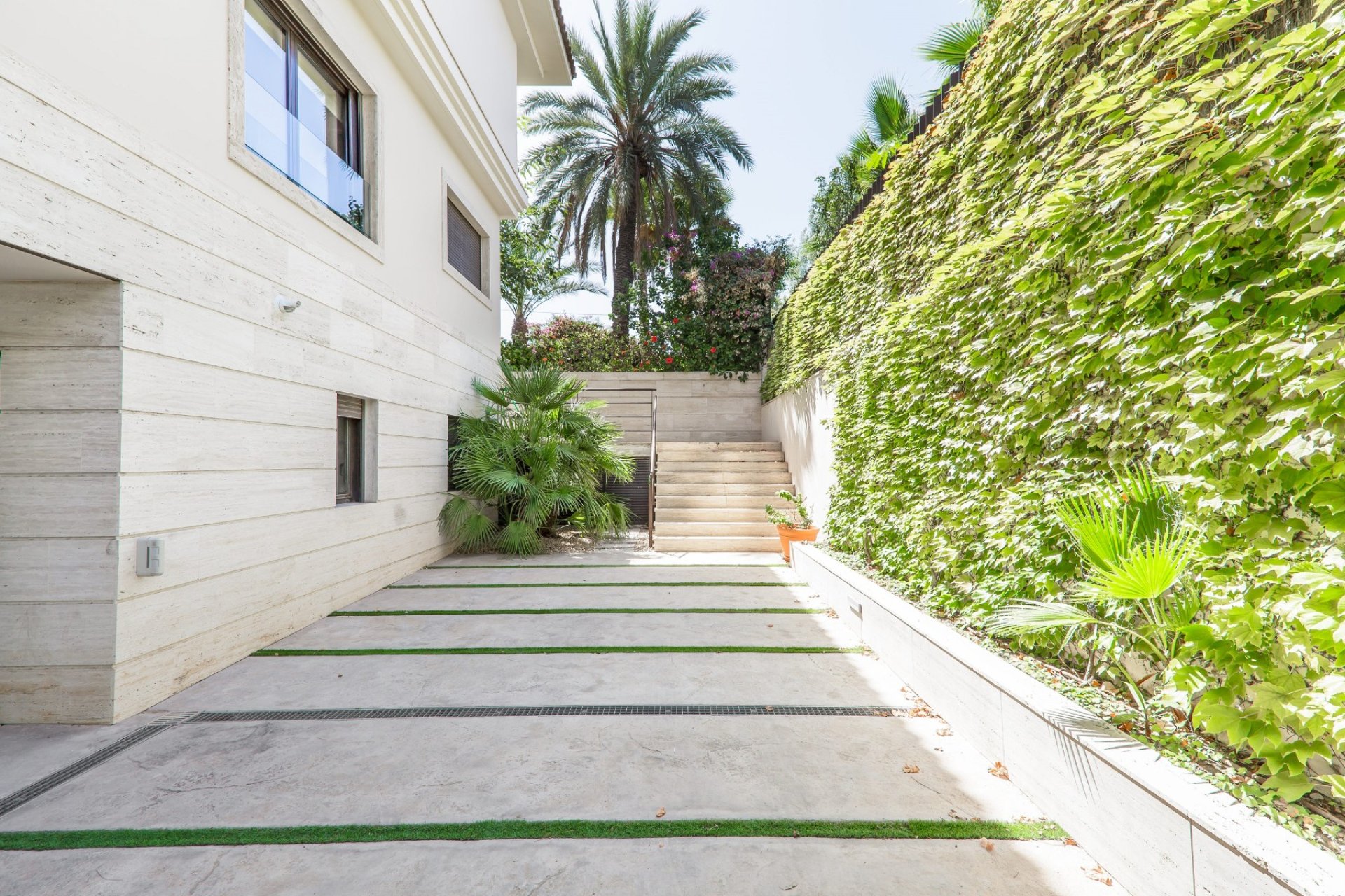 Herverkoop - Villa - Alicante - Vistahermosa