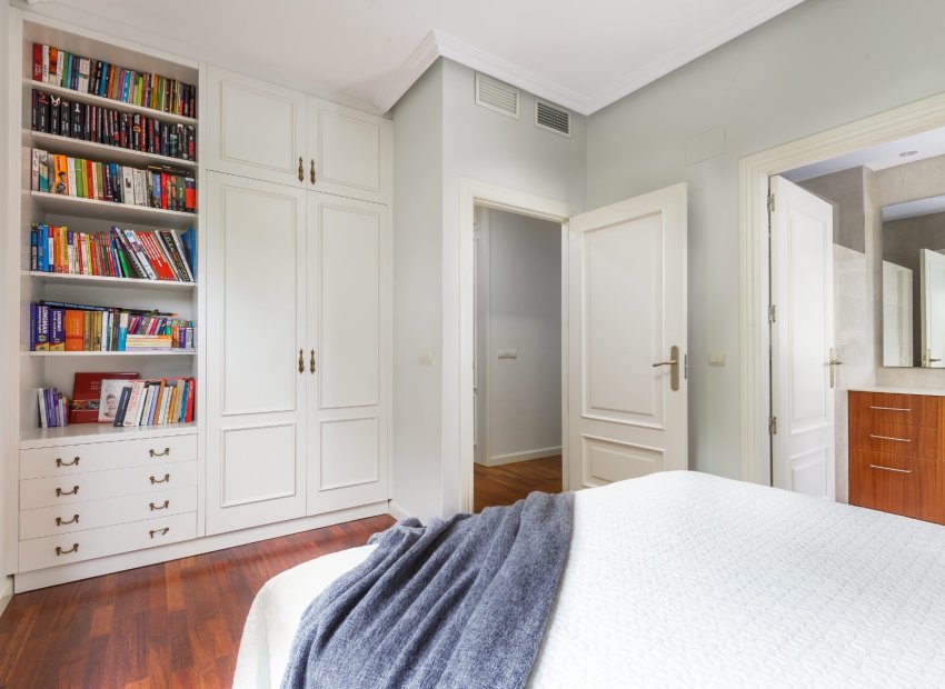 Herverkoop - Villa - Alicante - Vistahermosa