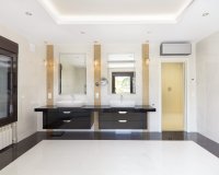 Herverkoop - Villa - Alicante - Vistahermosa