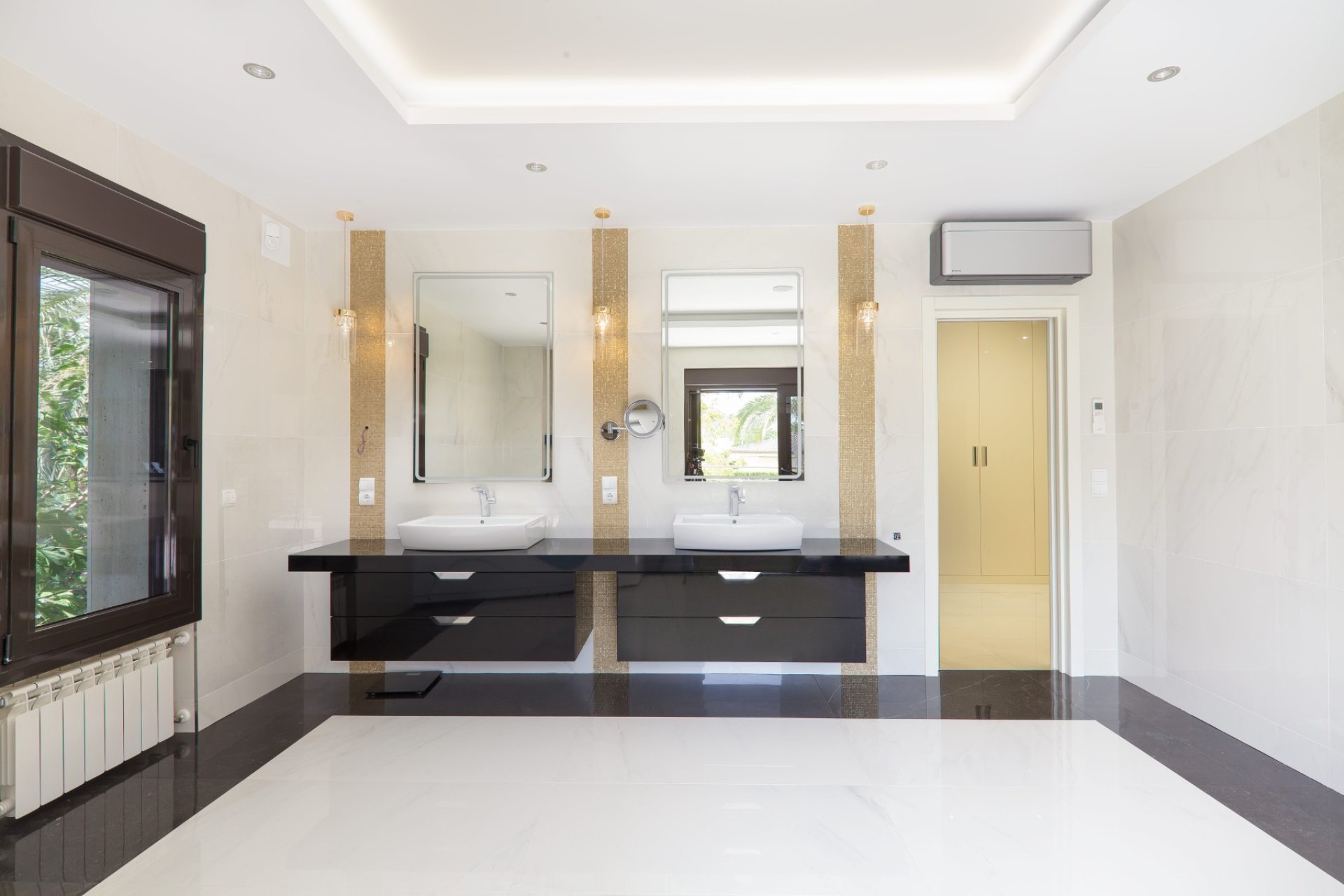 Herverkoop - Villa - Alicante - Vistahermosa