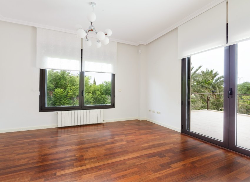 Herverkoop - Villa - Alicante - Vistahermosa