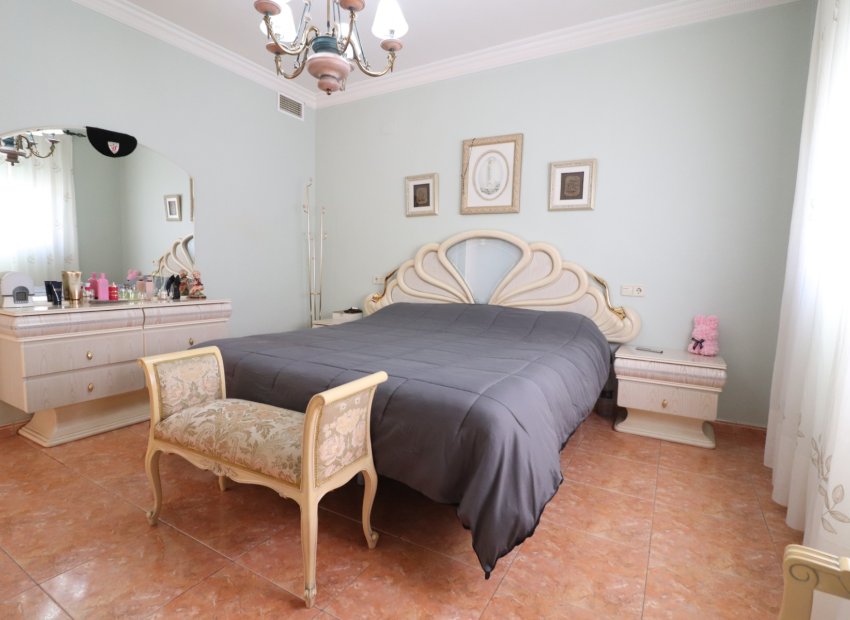 Herverkoop - Villa - Almoradi - El Saladar