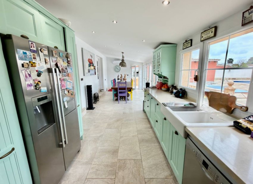 Herverkoop - Villa - Almoradí - Heredades