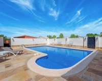 Herverkoop - Villa - Almoradí - Heredades