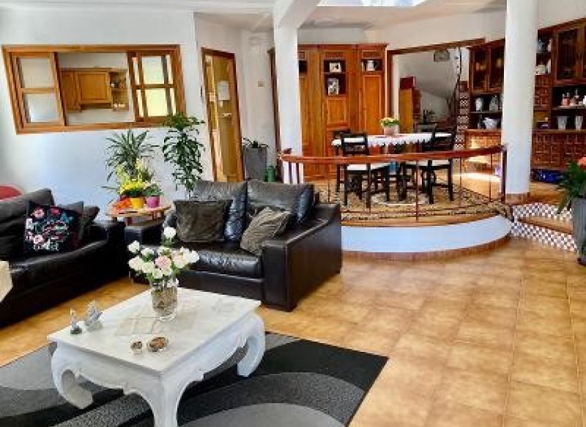 Herverkoop - Villa - Altea - Marina Baja