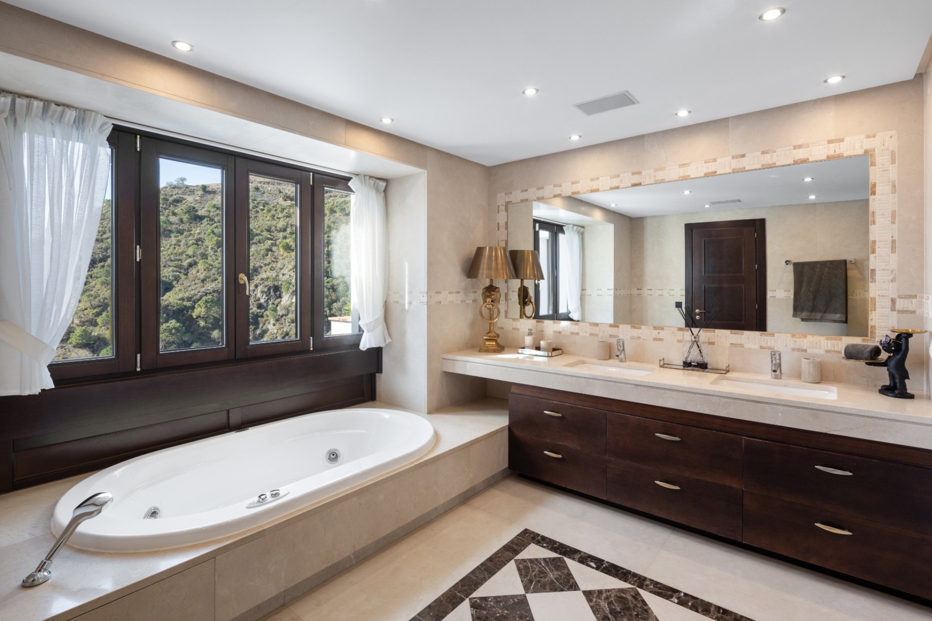 Herverkoop - Villa - Benahavís - La Quinta