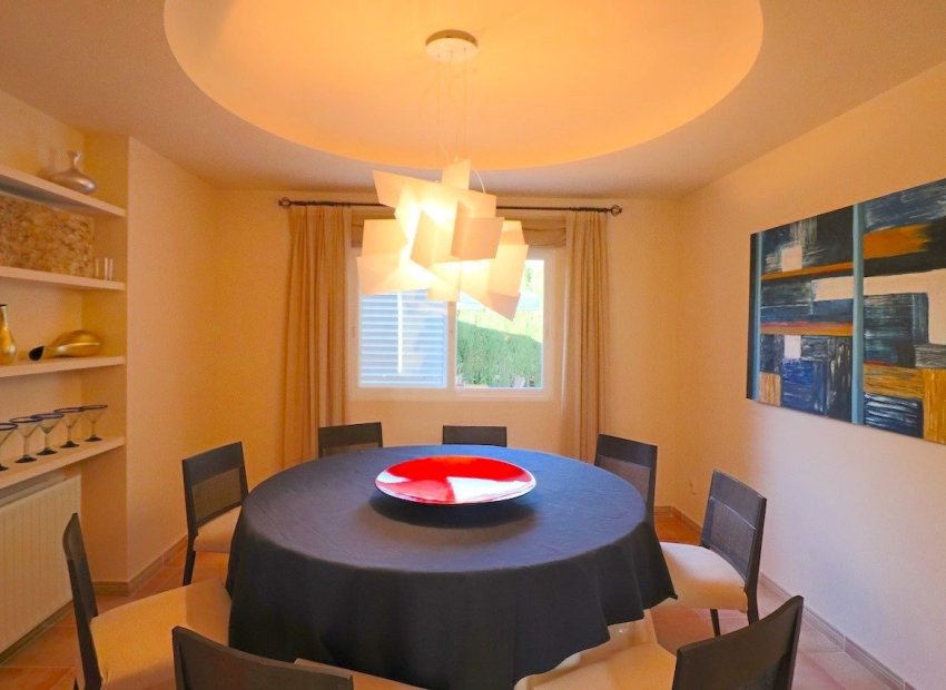 Herverkoop - Villa - Benidorm - Coblanca