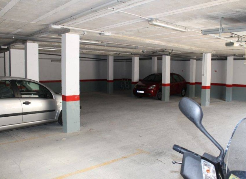 Herverkoop - Villa - Benidorm - Poniente