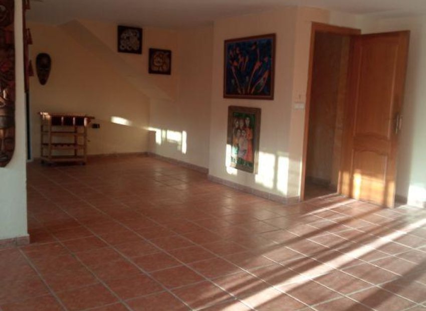 Herverkoop - Villa - Benidorm - Poniente