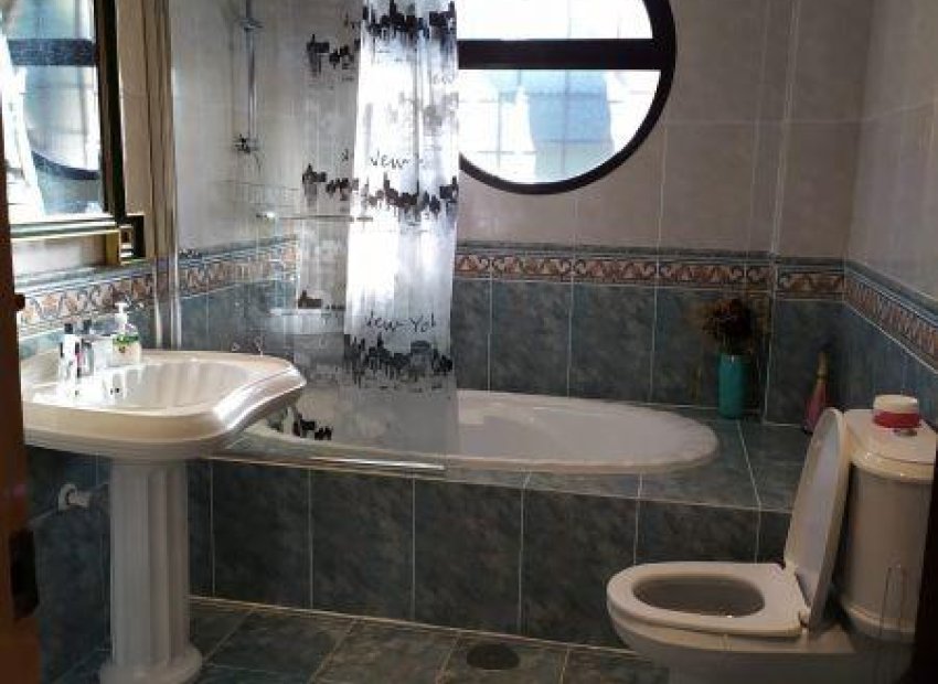 Herverkoop - Villa - Benidorm - Poniente