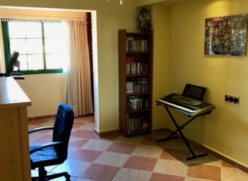 Herverkoop - Villa - Benidorm - Rincón de Loix