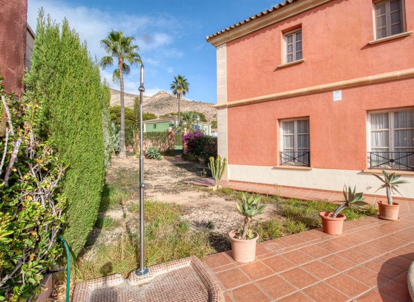 Herverkoop - Villa - Benidorm - Zona de Poniente