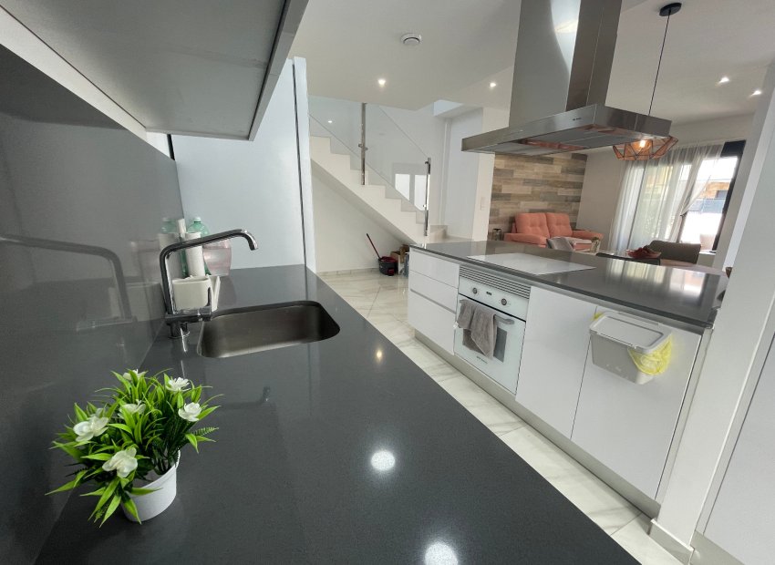 Herverkoop - Villa - Benijofar