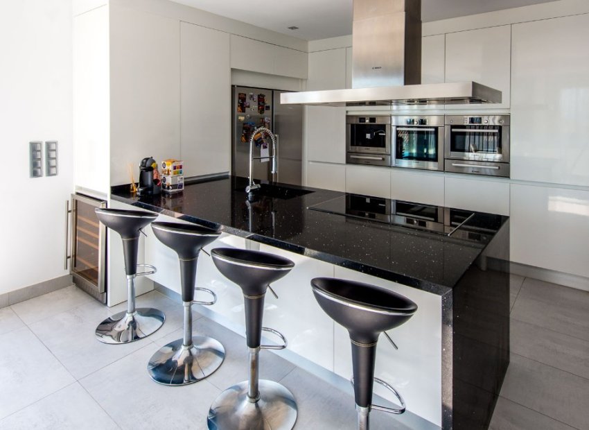 Herverkoop - Villa - Calpe - Zona Puerto Blanco - Maryvilla