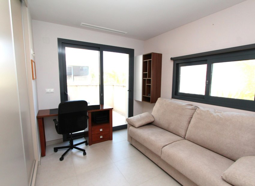 Herverkoop - Villa - Ciudad Quesada - Doña Pepa