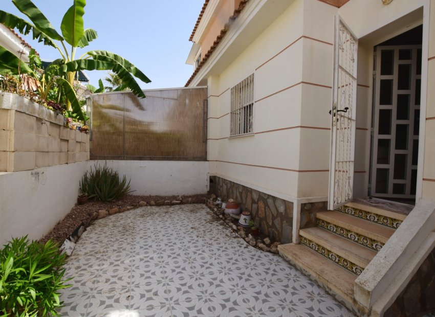 Herverkoop - Villa - Ciudad Quesada - La Fiesta