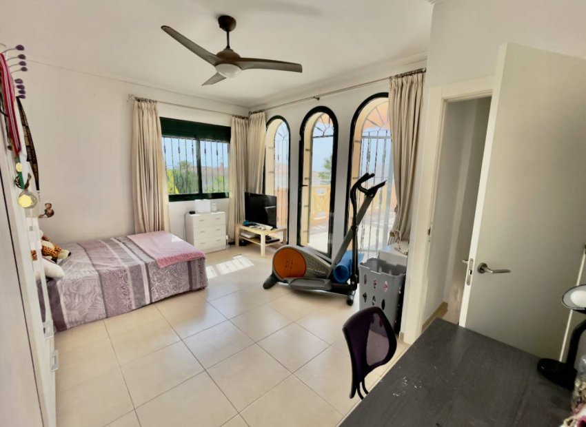 Herverkoop - Villa - Ciudad Quesada - La Fiesta