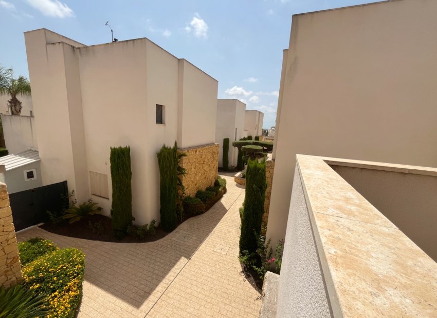 Herverkoop - Villa - Ciudad Quesada - Pueblo Bravo
