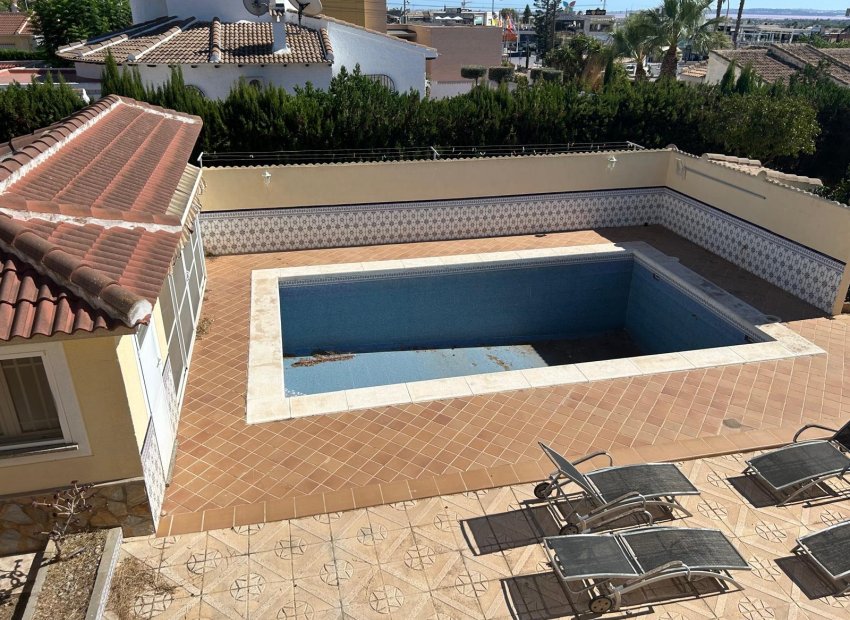 Herverkoop - Villa - Ciudad Quesada - town