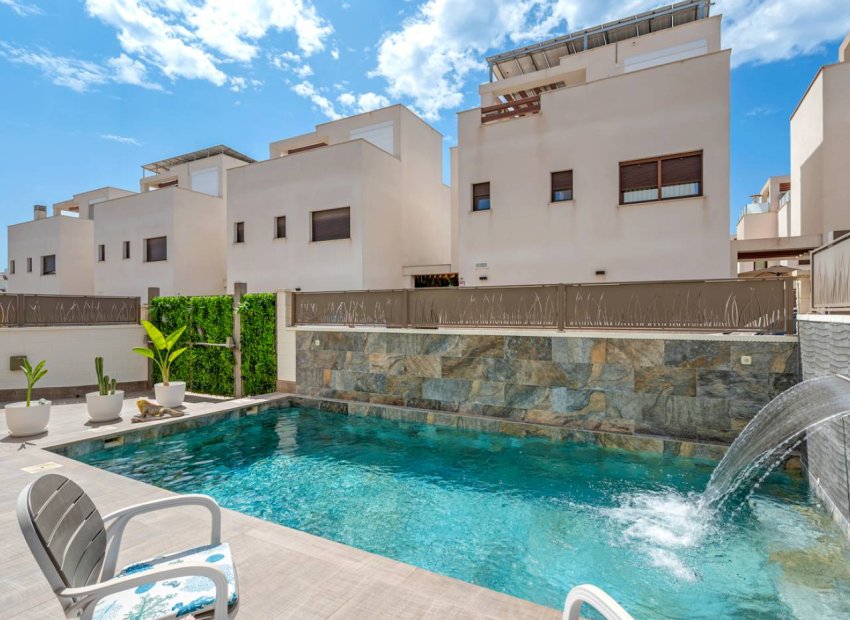 Herverkoop - Villa - Ciudad Quesada