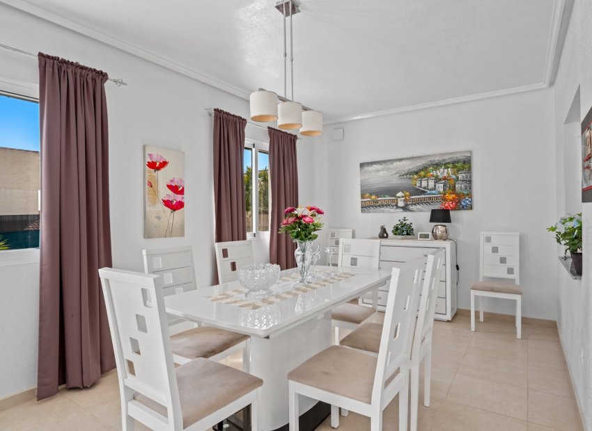 Herverkoop - Villa - Ciudad Quesada