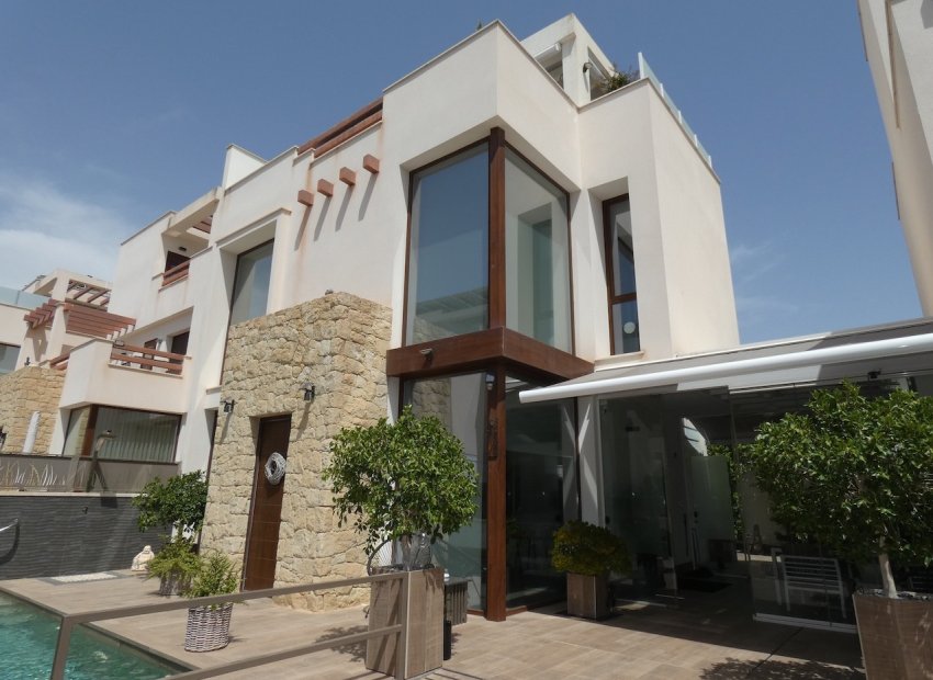 Herverkoop - Villa - Ciudad Quesada