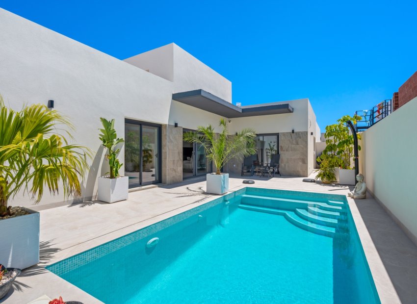 Herverkoop - Villa - Daya Nueva - Costa Blanca South