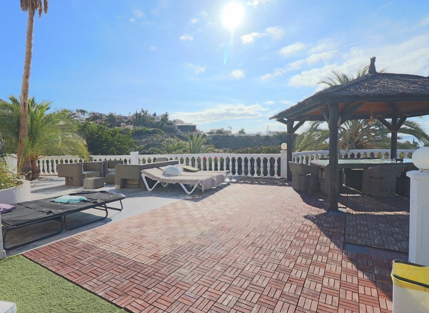 Herverkoop - Villa - El Campello - Coveta fuma