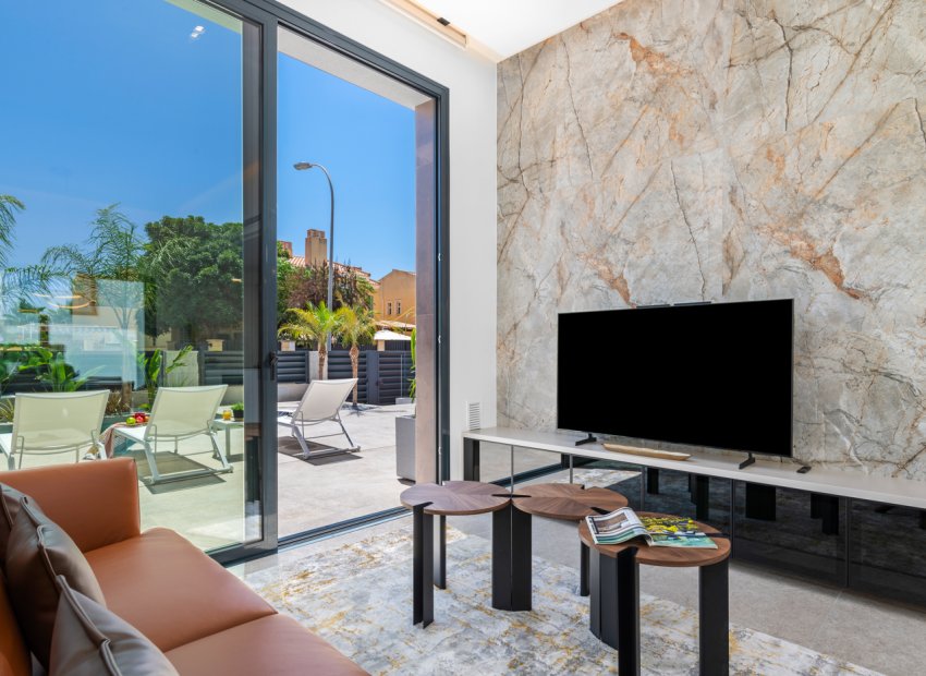 Herverkoop - Villa - El Campello - El Amerador