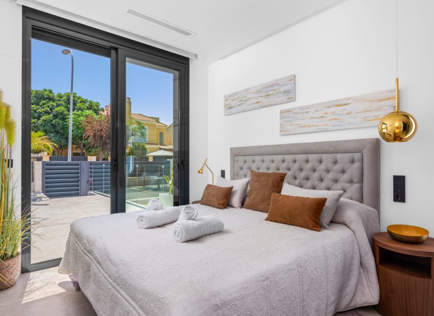 Herverkoop - Villa - El Campello - El Amerador