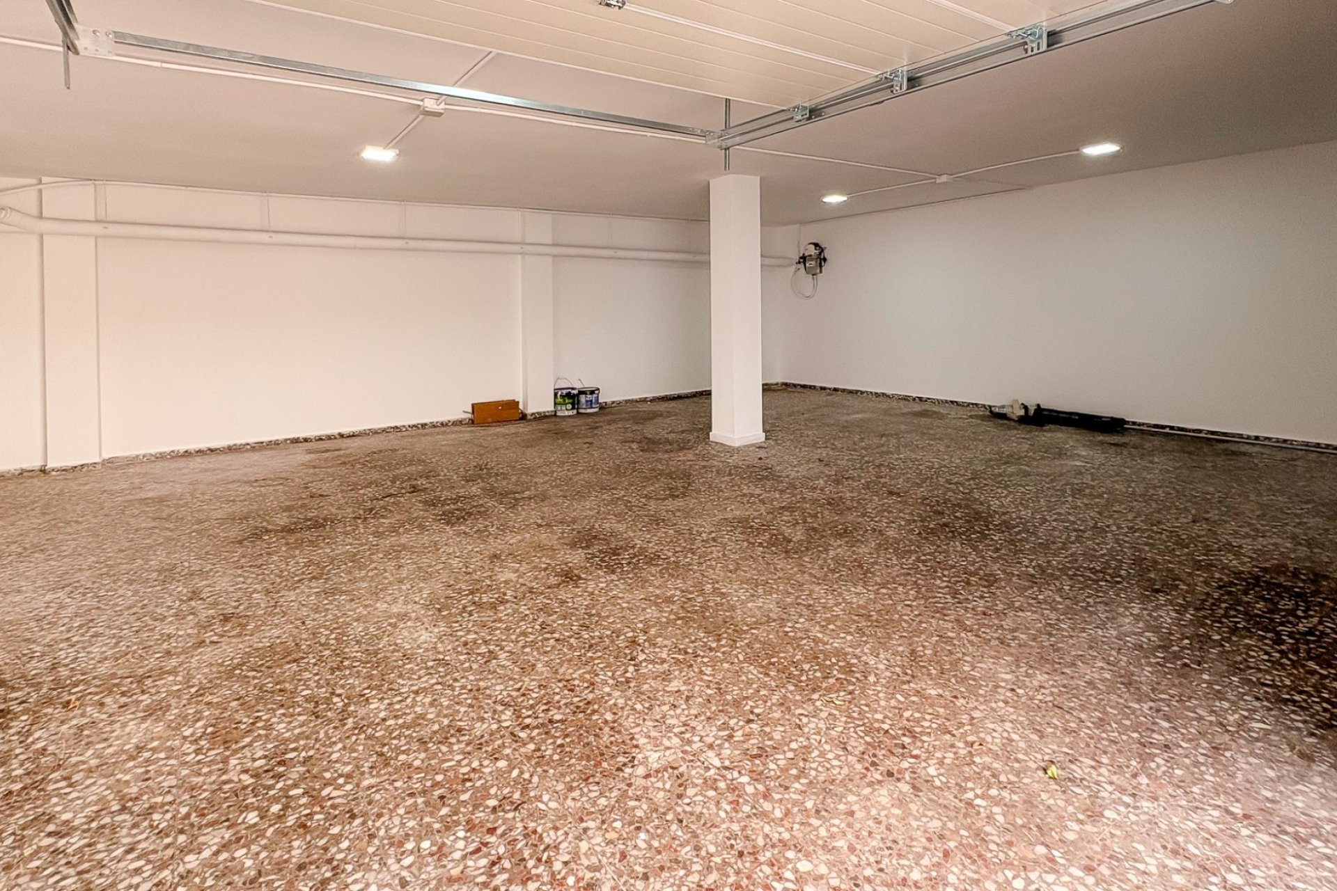 Herverkoop - Villa - El Campello - Pueblo Acantilado - Venta Lanuza