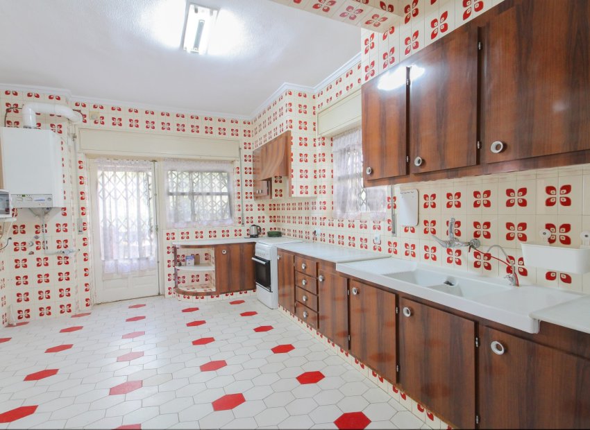 Herverkoop - Villa - El Campello