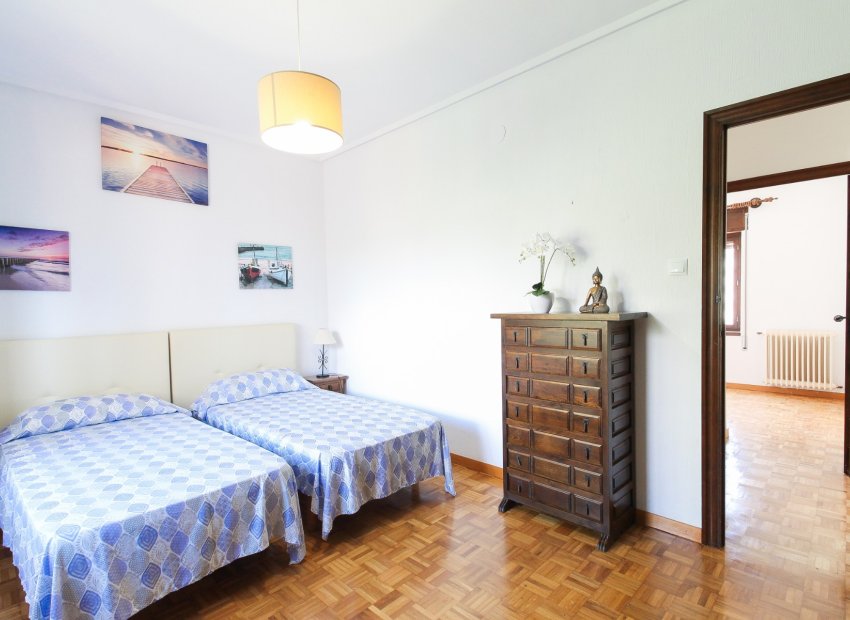 Herverkoop - Villa - El Campello