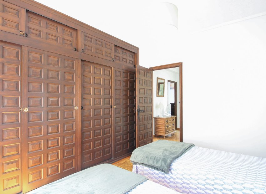 Herverkoop - Villa - El Campello