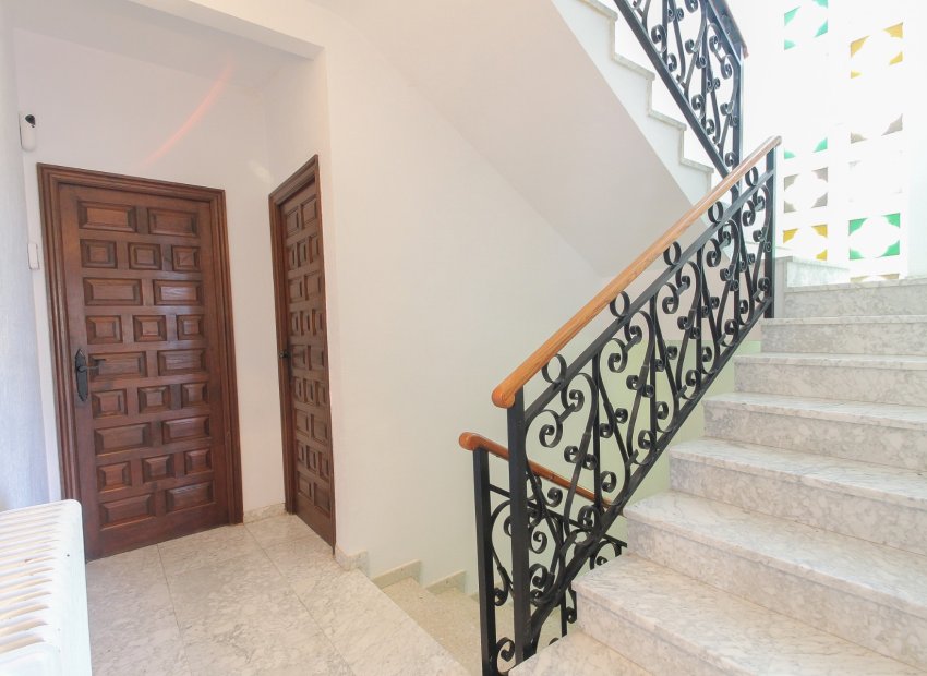 Herverkoop - Villa - El Campello