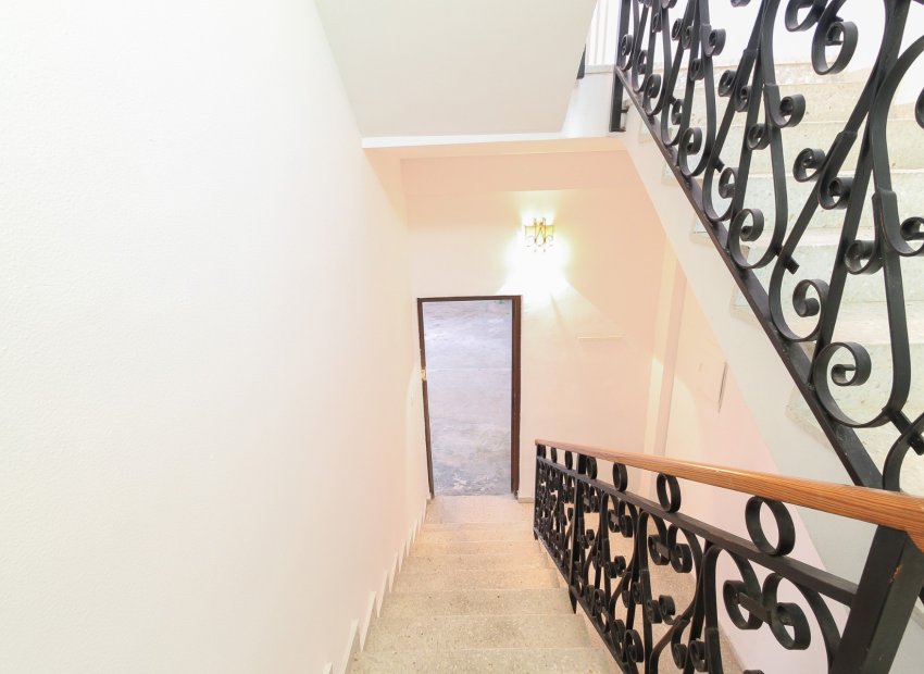 Herverkoop - Villa - El Campello