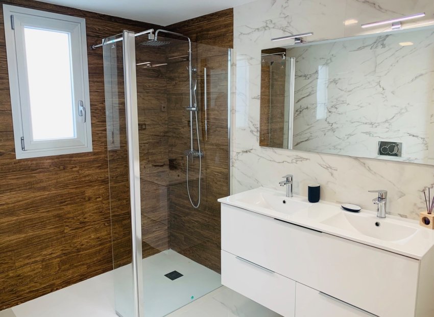 Herverkoop - Villa - El Raso