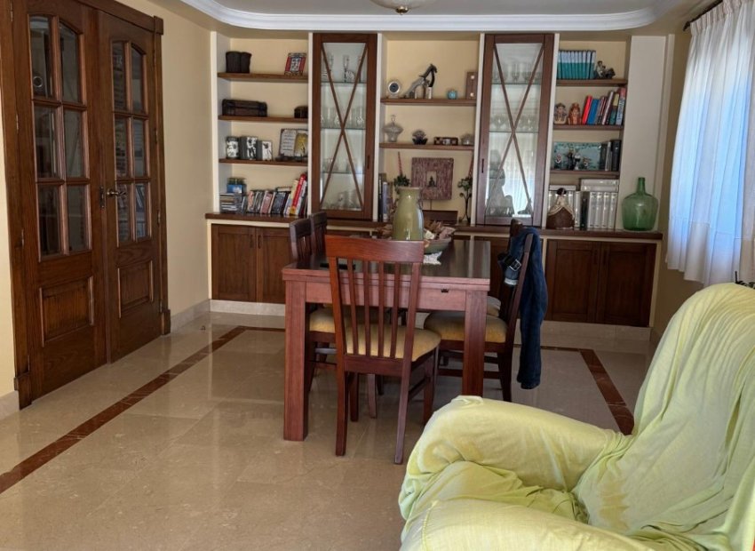 Herverkoop - Villa - Elche - La Marina