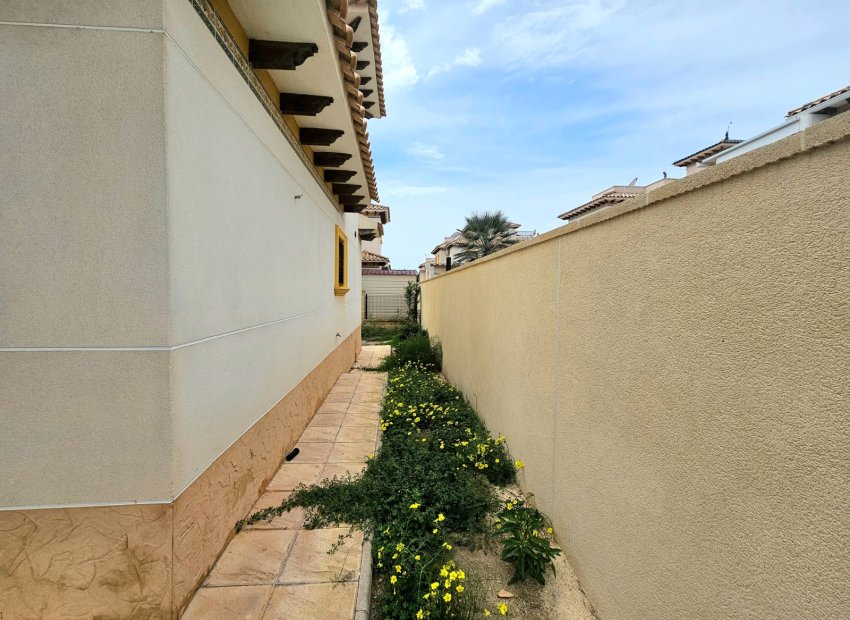 Herverkoop - Villa - Elche - La Marina