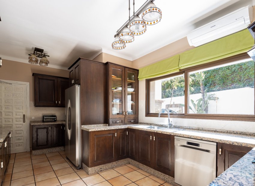 Herverkoop - Villa - Estepoa - El Paraíso