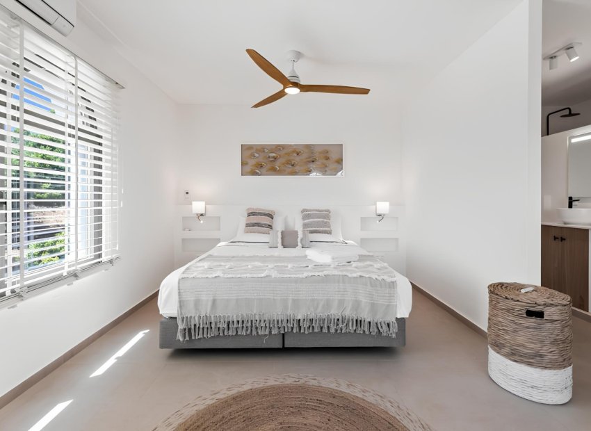 Herverkoop - Villa - Estepoa - New Golden Mile