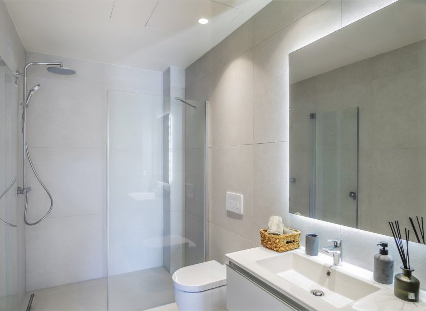 Herverkoop - Villa - Estepoa - New Golden Mile