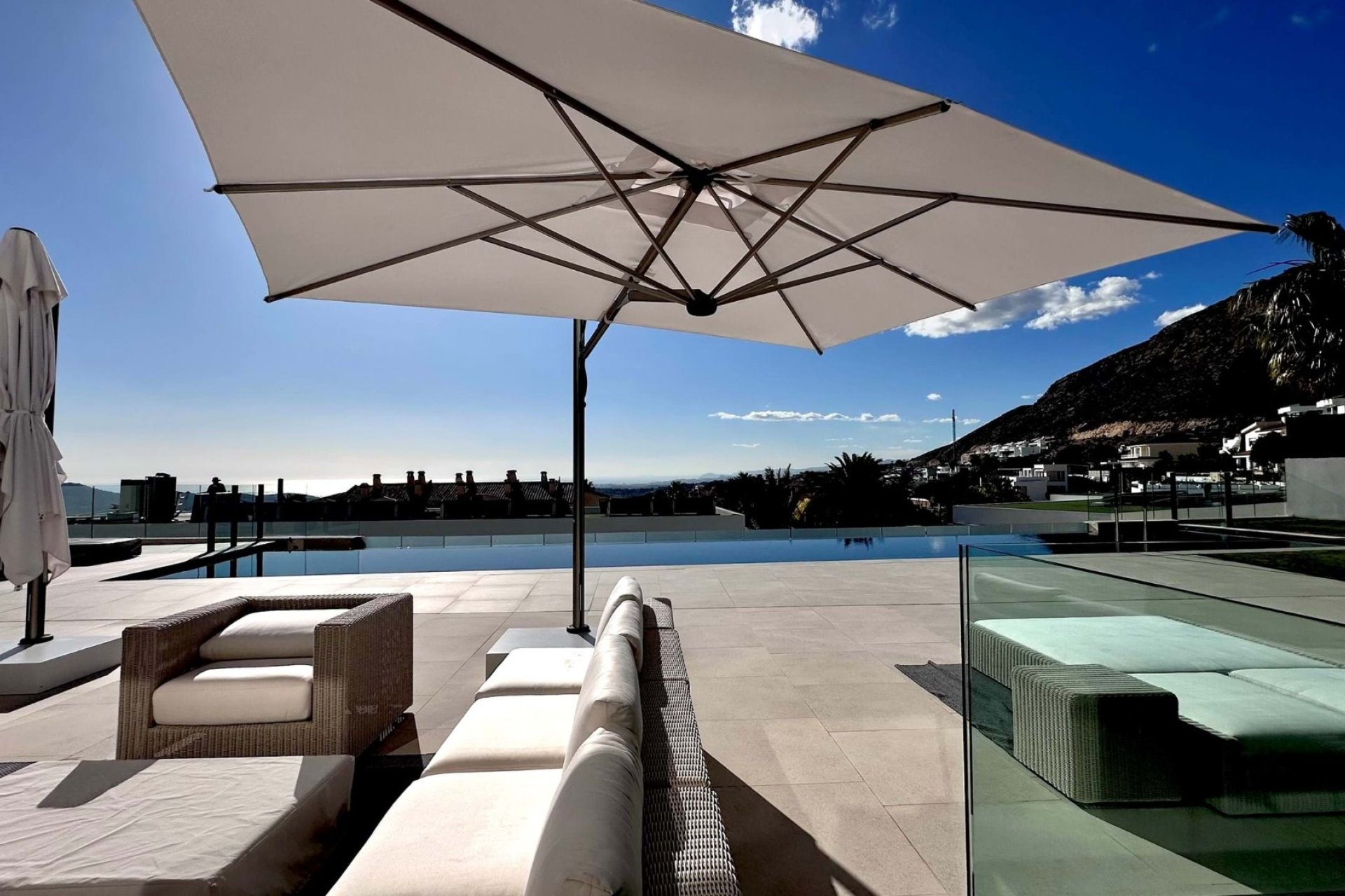 Herverkoop - Villa - Finestrat - Cala de Finestrat