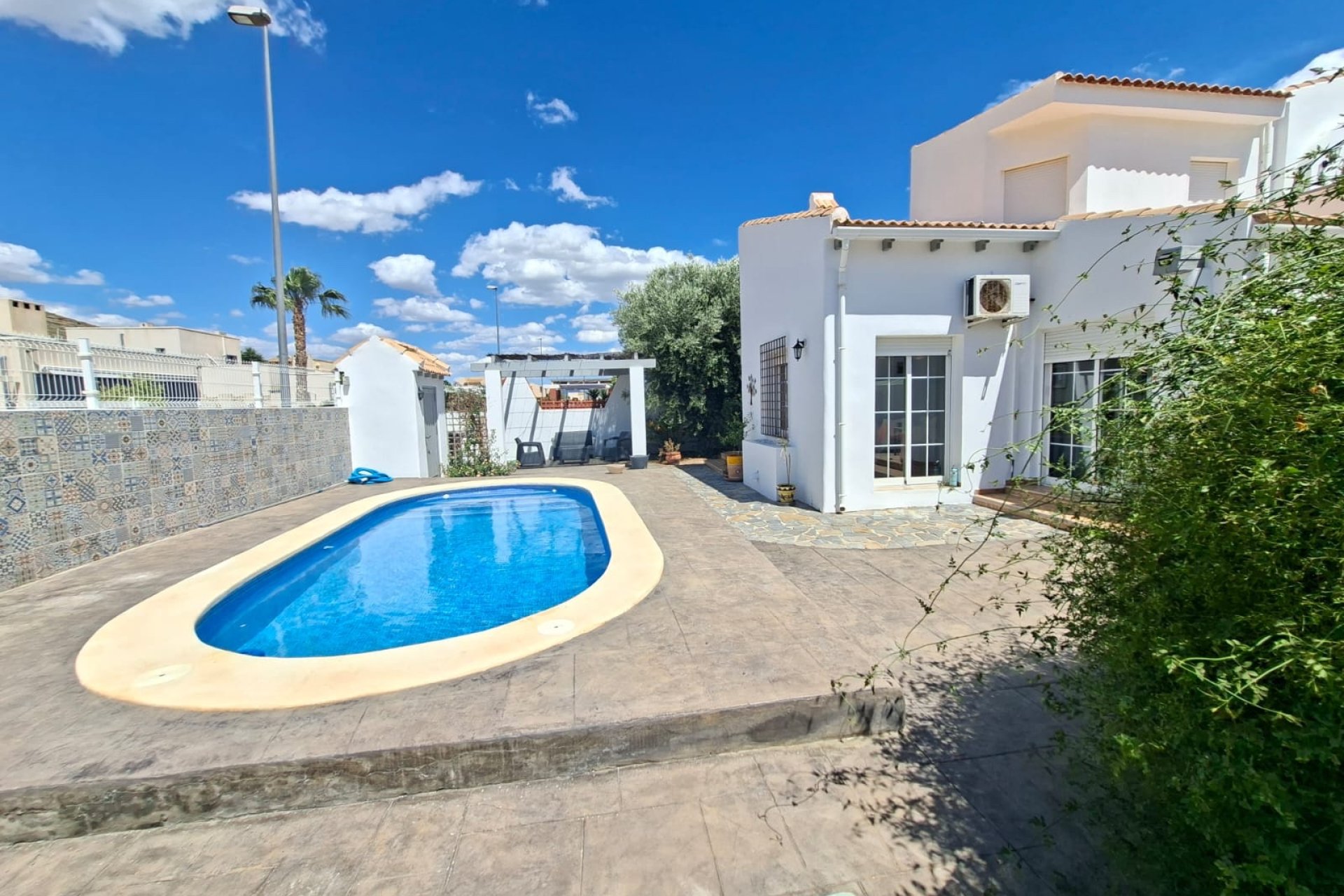 Herverkoop - Villa - Fortuna - Urbanizacion Las Kalendas