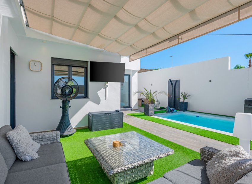 Herverkoop - Villa - Fortuna - Urbanizacion Las Kalendas