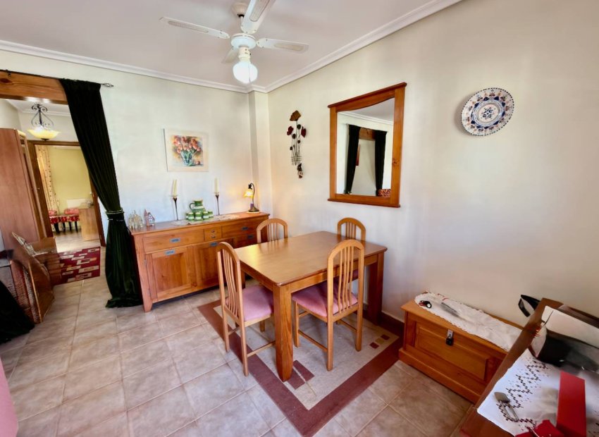 Herverkoop - Villa - Guardamar del Segura - El Raso